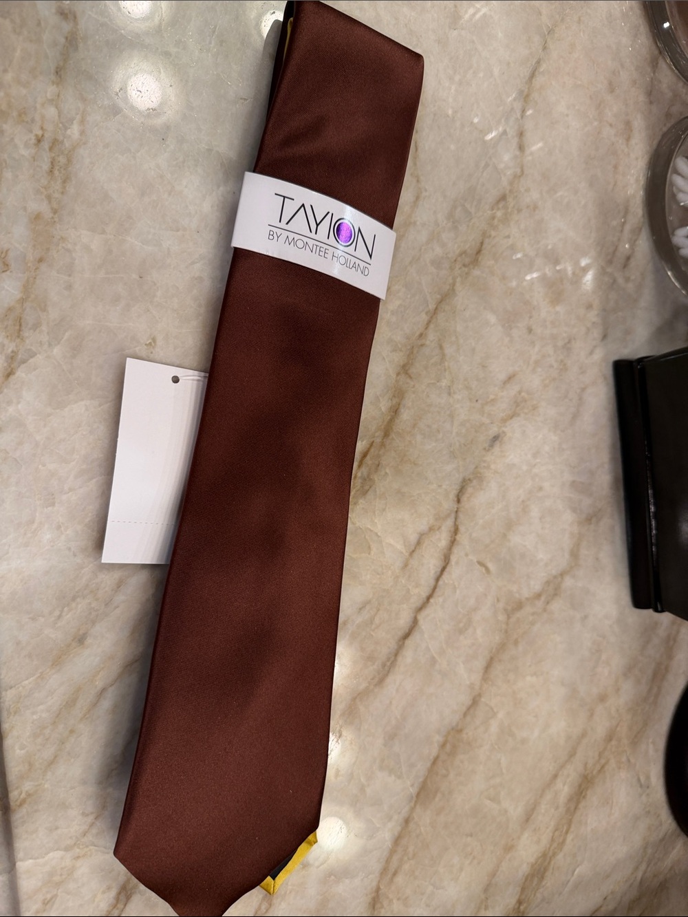 Tayion by Montee Holland Men's Solid Brown Tie NWT